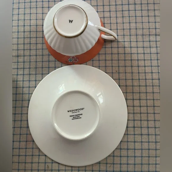 Wedgewood Tea Cups - Picture 11 of 14